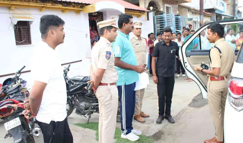 నిజామాబాద్ జిల్లాలో అంతర్రాష్ట్ర దొంగల ముఠా హల్‌చల్.. 
