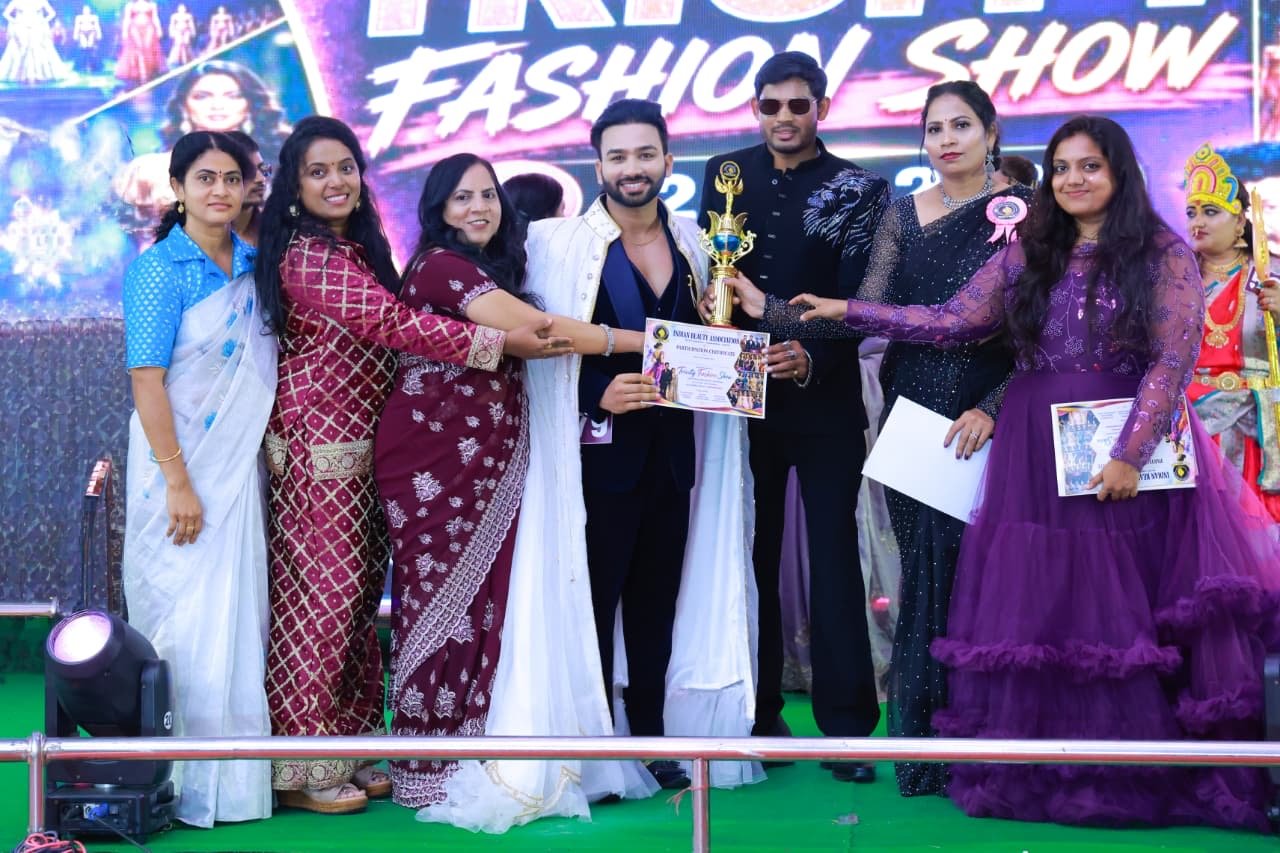 ట్రై సిటీస్ ఫ్యాషన్ కాంపిటీషన్‌లో ‘మిస్టర్ వరంగల్’గా సంపెట వినీత్ కుమార్ 