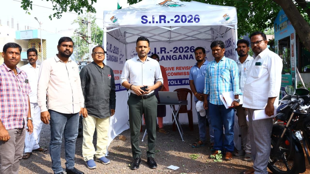 ఓటరు జాబితా సవరణలో పారదర్శకతకు ప్రాధాన్యం: కలెక్టర్ బోర్ఖడే హేమంత్ సహదేవరావు